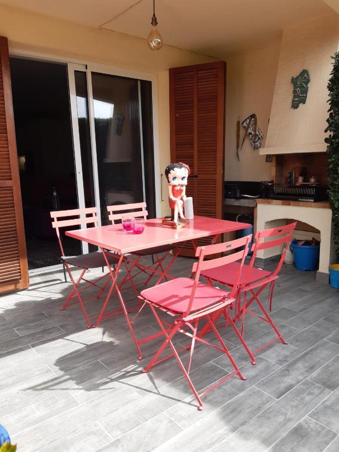 AGAY le pti bonheur 60m2 rez de jardin, en bord de mer Saint-Raphaël Buitenkant foto